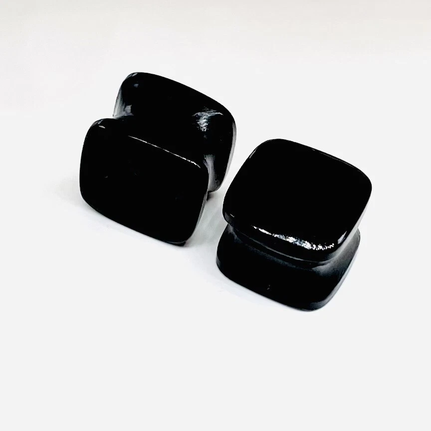 Tapones medidores de oreja con forma de cojín de doble llamarada negra natural tamaño 8 g-54 mm Foto 2 de 4