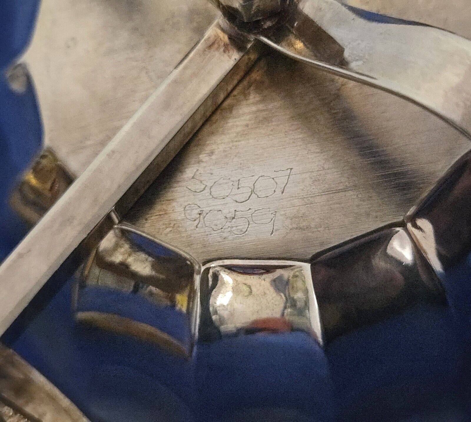 Picture 5 of 6