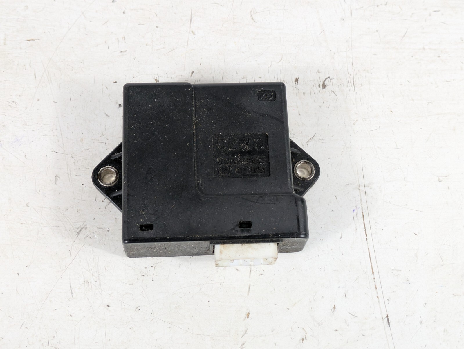 2002 Victory Classic Touring V92 V92C V92TC Turn Signal Fuse Junction Relay Box