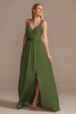 David  s Bridal long double spaghetti straps gown style 31151633 sz 8