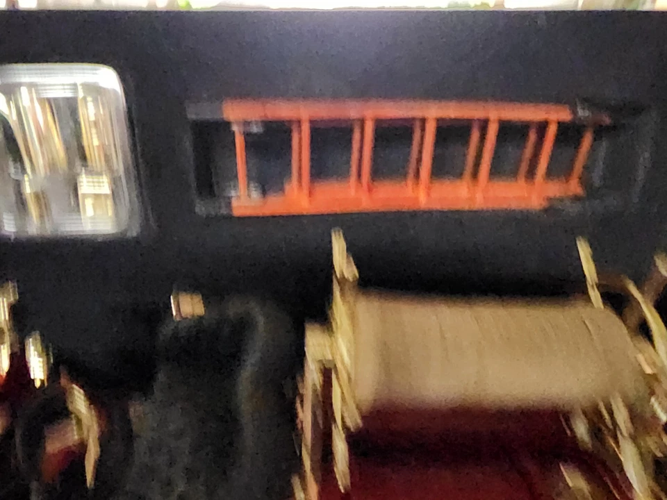 Signature Series 1914 Ford Model T Fire Engine 24K Plated & Real Wood 1/18 NEW - Image 3 of 4