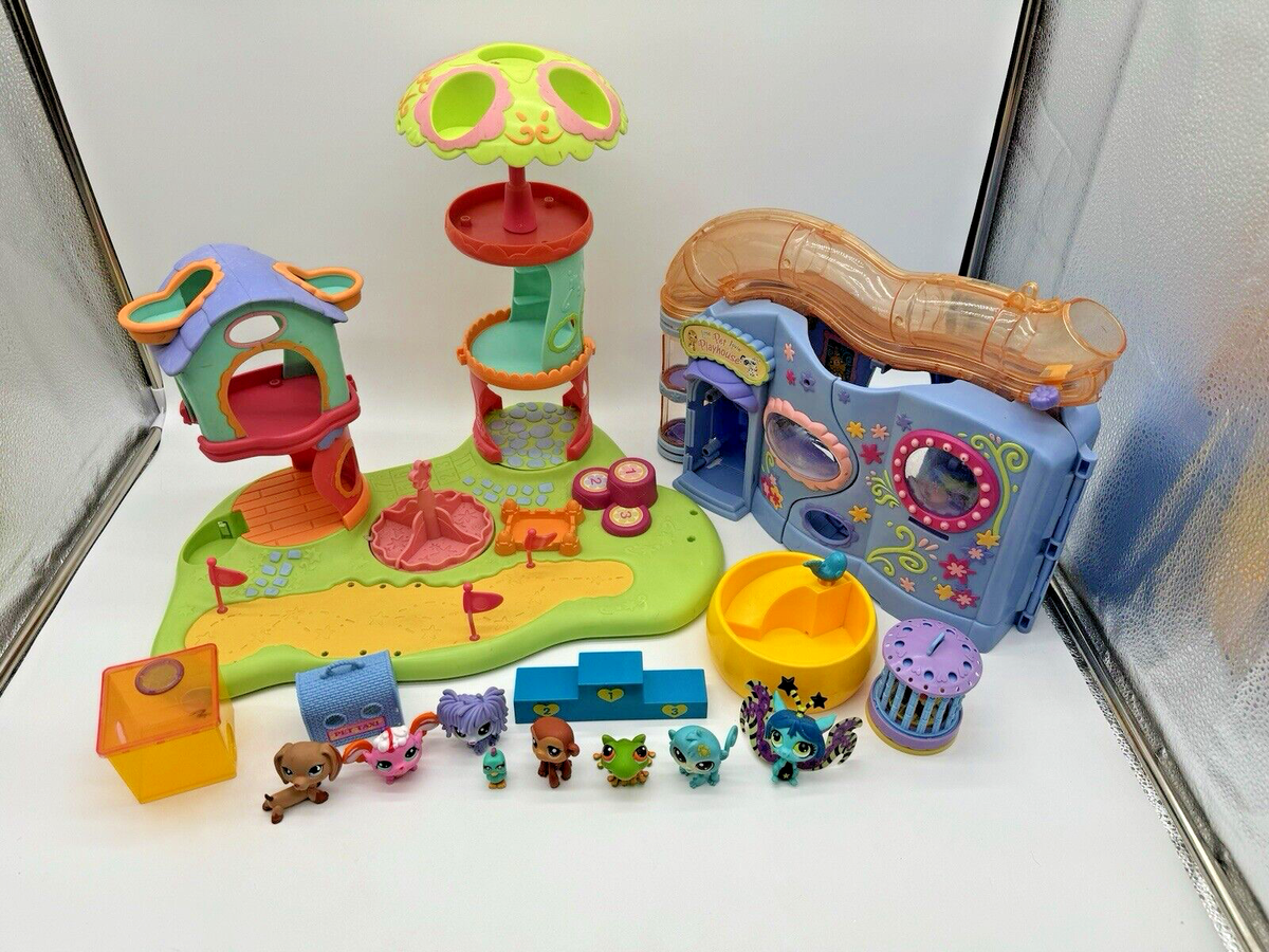 Huge Lot of LPS Littlest Pet Shop’s Whirl Around Playground Playhouse  Pets