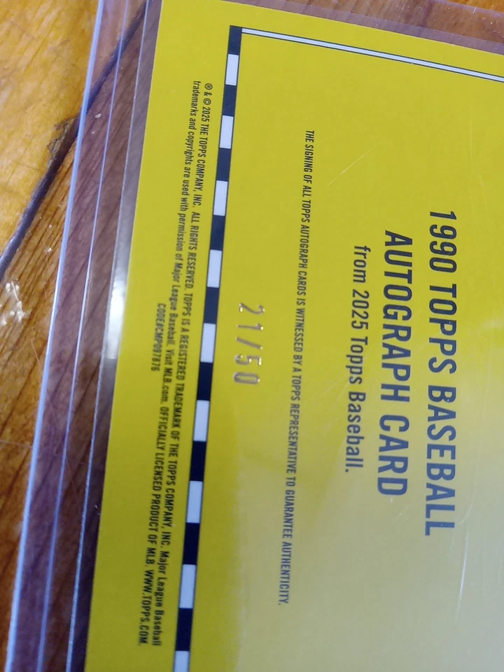 2025 Topps Tom Glavine 1990 Baseball Auto S1 Gold 21/50 #90A-TGL Atlanta Braves - Image 4 of 4