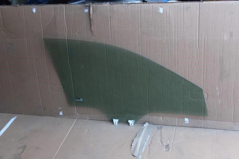 Subaru Legacy Outback 2014 conductor izquierdo puerta delantera ventana de vidrio Foto 2 de 4