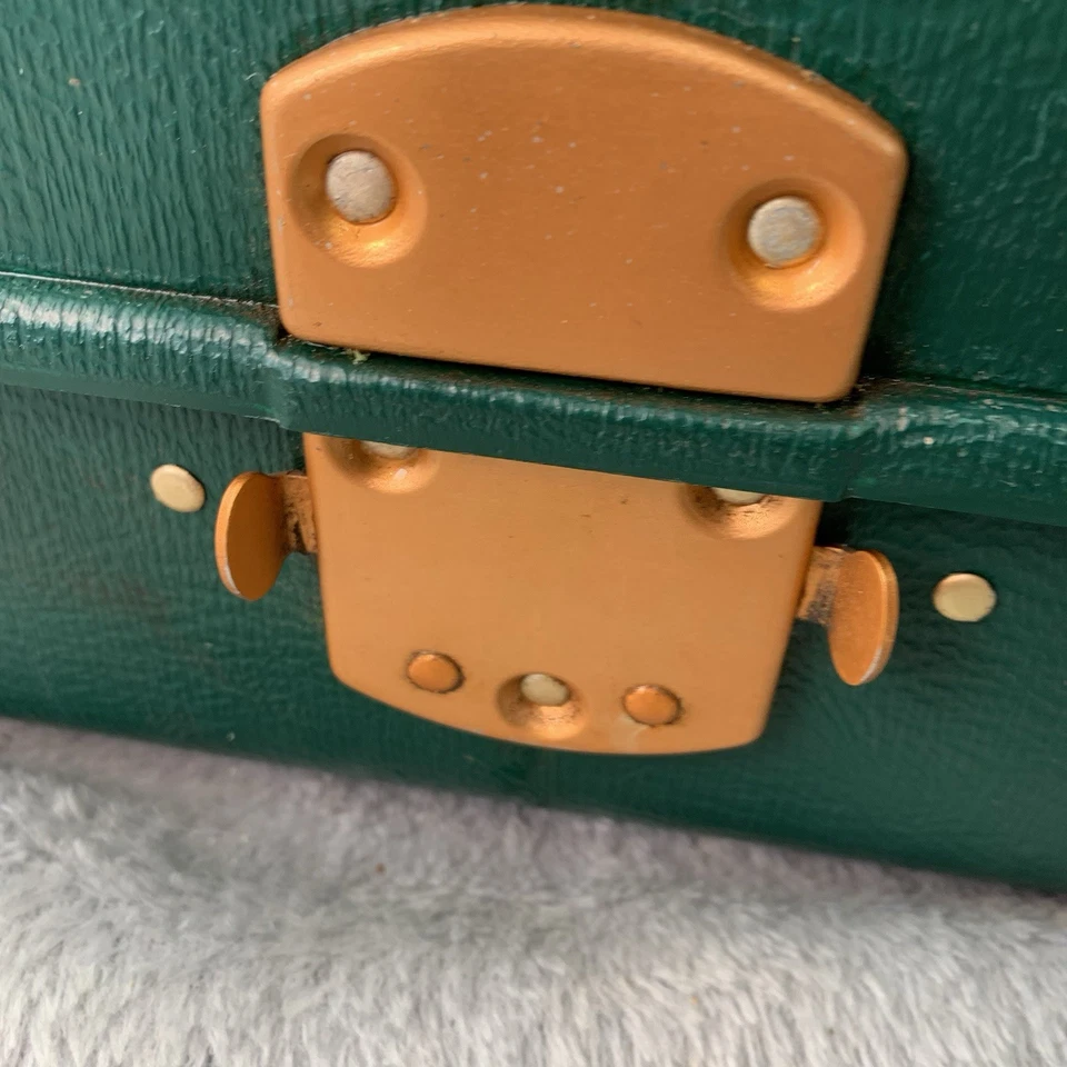 Caja de aparejos de pesca verde modelo 400 UMCO de colección bandejas de 2 niveles negro mango señuelos cebo Foto 3 de 4