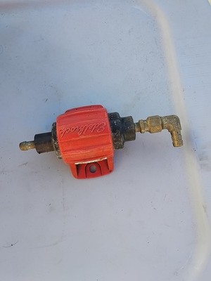 Edelbrock Universal  7 PSi Micro Electric 38 GPH / 144 LPH Fuel Pump 17301