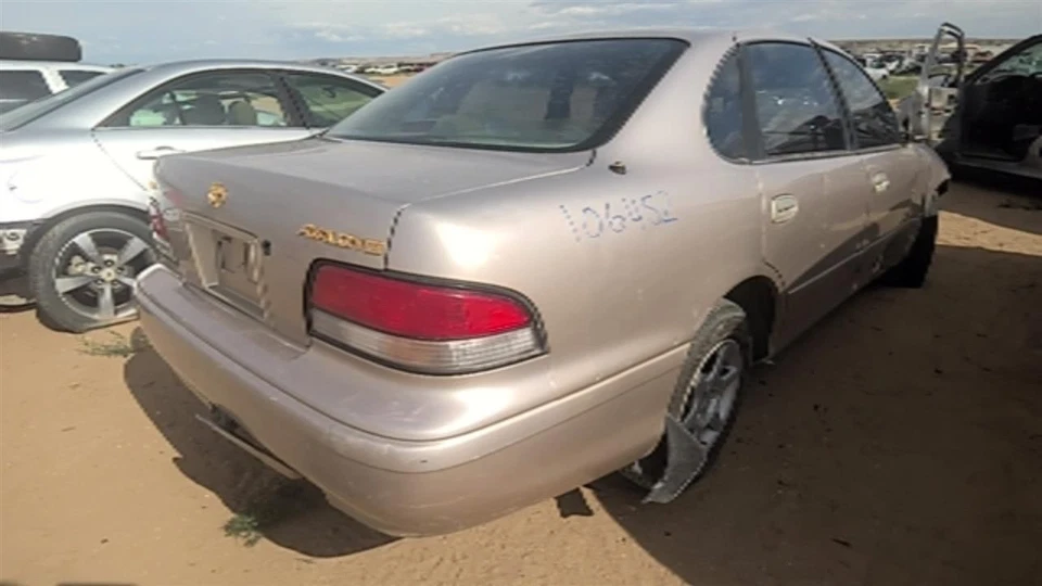 Used Rear Right Door Window Regulator Rear fits: 1996 Toyota Avalon regulator on Foto 4 de 4