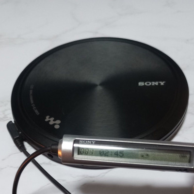 【現状品】SONY CD WALKMAN D-EJ955 Sony D-EJ955 CD Walkman Discman Portable Player Black Japan Used