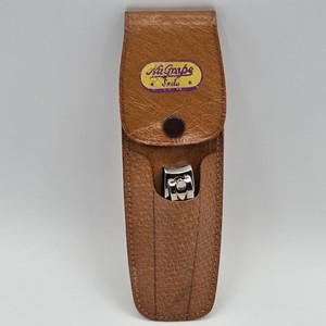 Vtg NuGrape Soda Promotional Item Comb File Nail Clippers Snap Close Made In USA