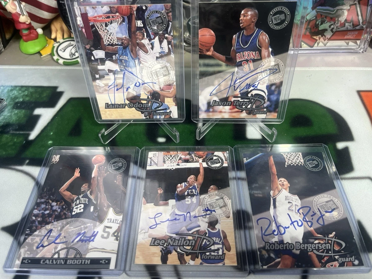 Lamar Odom Basketball Autographed Sports Trading Cards 