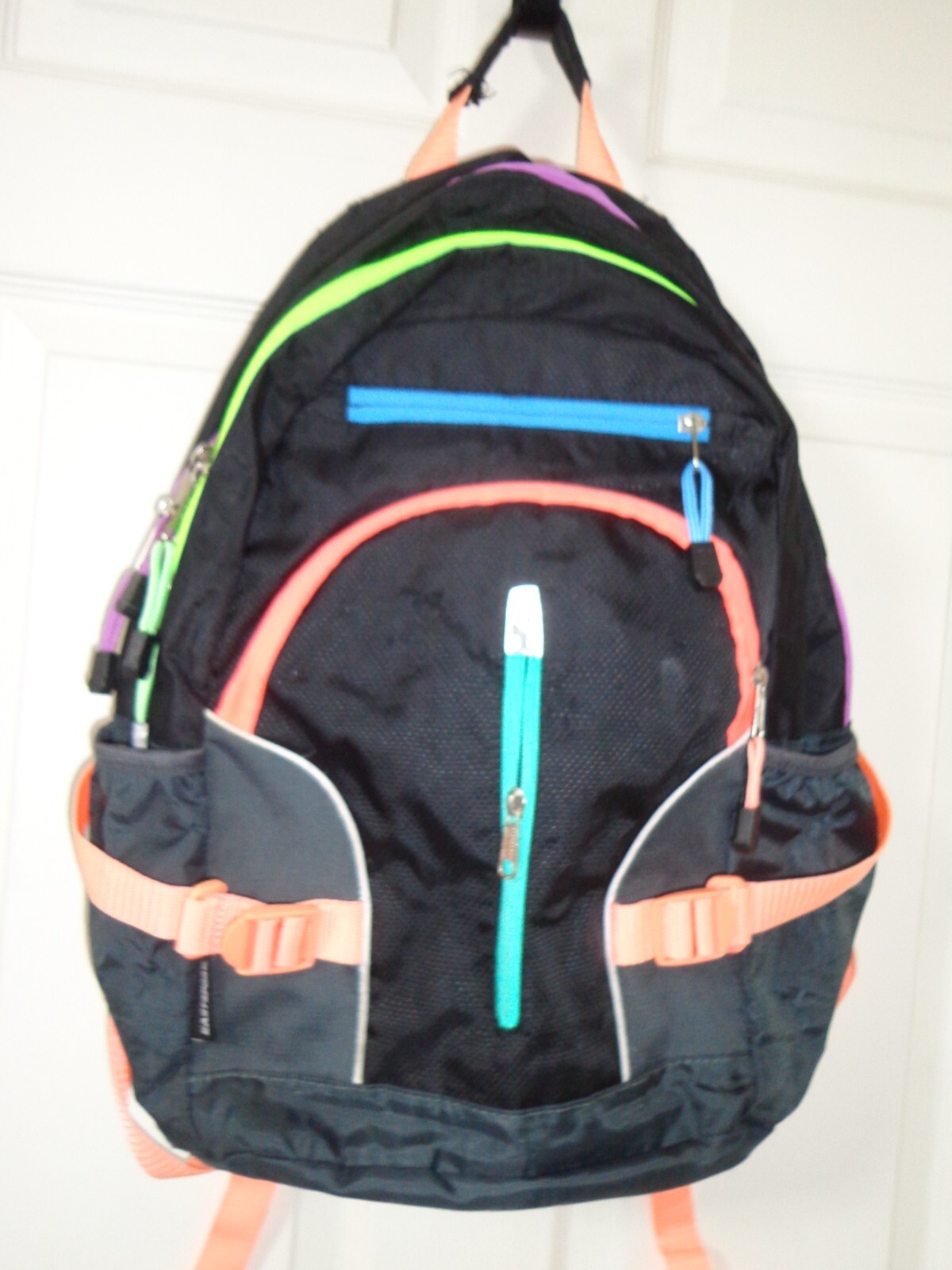 Eastsport Backpack Size Medium - image 8