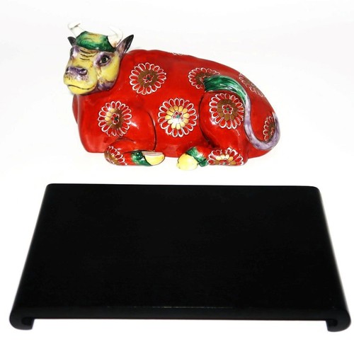 Porcelaine de Paris Floral Decorated Porcelain Cow Bull Figurine w/ Base, 8 1/4" - Picture 4 of 6