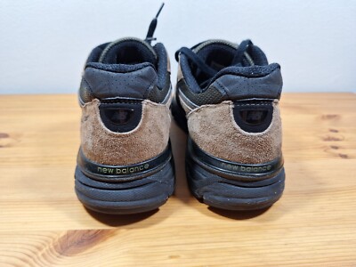 New Balance 990v4 Military Green - M990MG4 - Size 10 Made in New Balance 990v4 Military Green - M990MG4 - Size 10 Made in