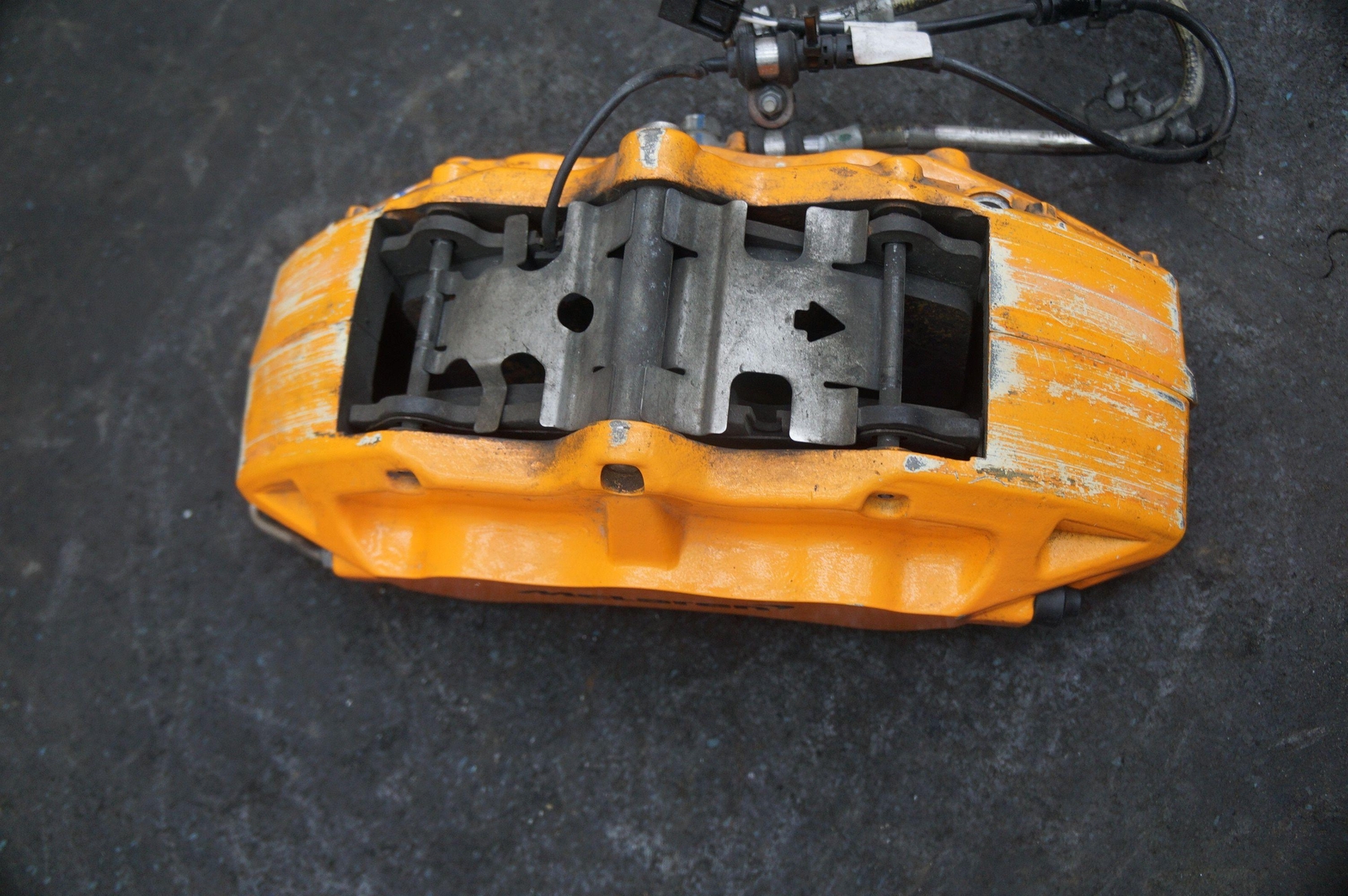 Front Right Passenger Side Brake Caliper CCM 11C0064CP.06 McLaren 570S 17 *NOTE