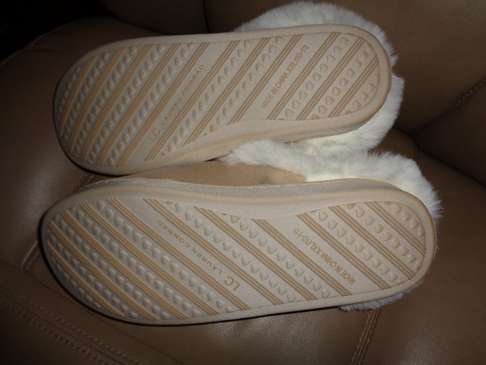 PANTOFOLA D’ORO LC Lauren Conrad pantofole da casa in pelliccia sintetica oro lucido taglia XXL 10 11