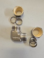 Swagelok Stainless Steel Elbow Union Fitting, 3/4" Tube x 3/4" Tube, SS-1210-9