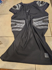 Preços baixos em Nike Pro Combat HyperStrong Firme Activewear Tops