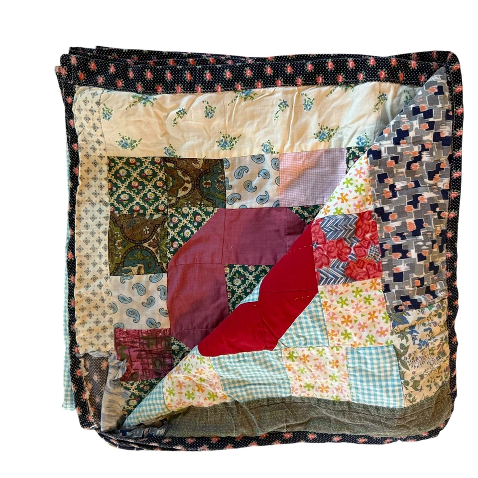 Edredón de retazos hecho a mano de colección para agitar tablero agujero en la puerta del granero granja Foto 4 de 4