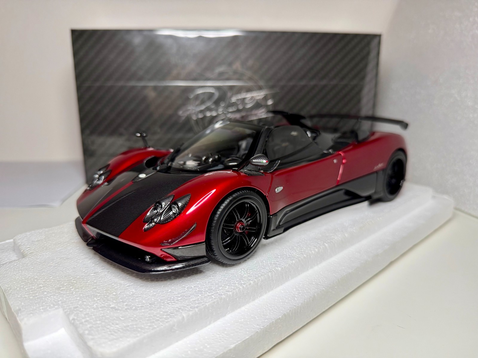 Almost Real 1/18 Scale Pagani Zonda Cinque Roadster 2009 Rosso Dubai Model