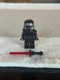 LEGO Kylo Ren Minifigure From Lego Set 75104  Star Wars Command Shuttle
