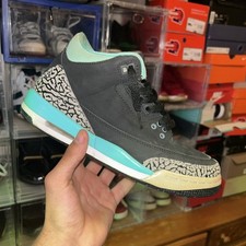 Jordan Air Jordan 3 Boys Mid Top Sneakers Bla...