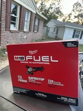 Milwaukee M18 FUEL 4 1/2" / 5" 18V Cordless Angle Grinder, No-Lock - 2880-20