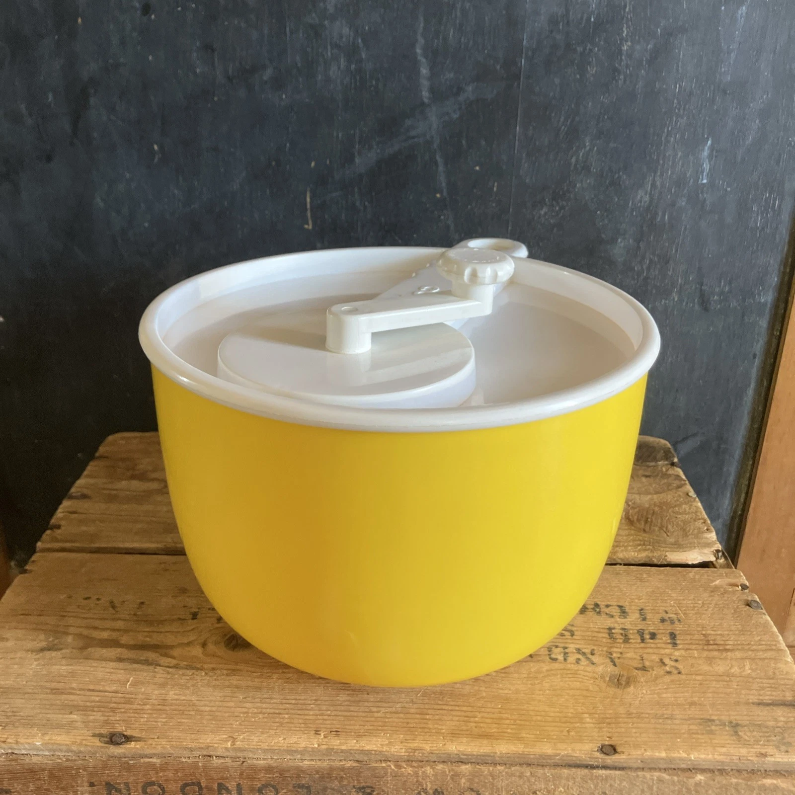 Vtg Copco Large Mustard Yellow Lettuce Spinner White Lid Sam Lebowitz USA #604