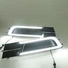 Foto 10 di 13