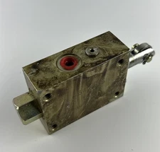 JLG 4641265 3 Way Cam Operated P.A. Valve OEM Open Box thumbnail 4