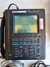 Tektronix THS720A 100MHz Handheld Oscilloscope 500MS/s Scope/DMM w/ Case Leads