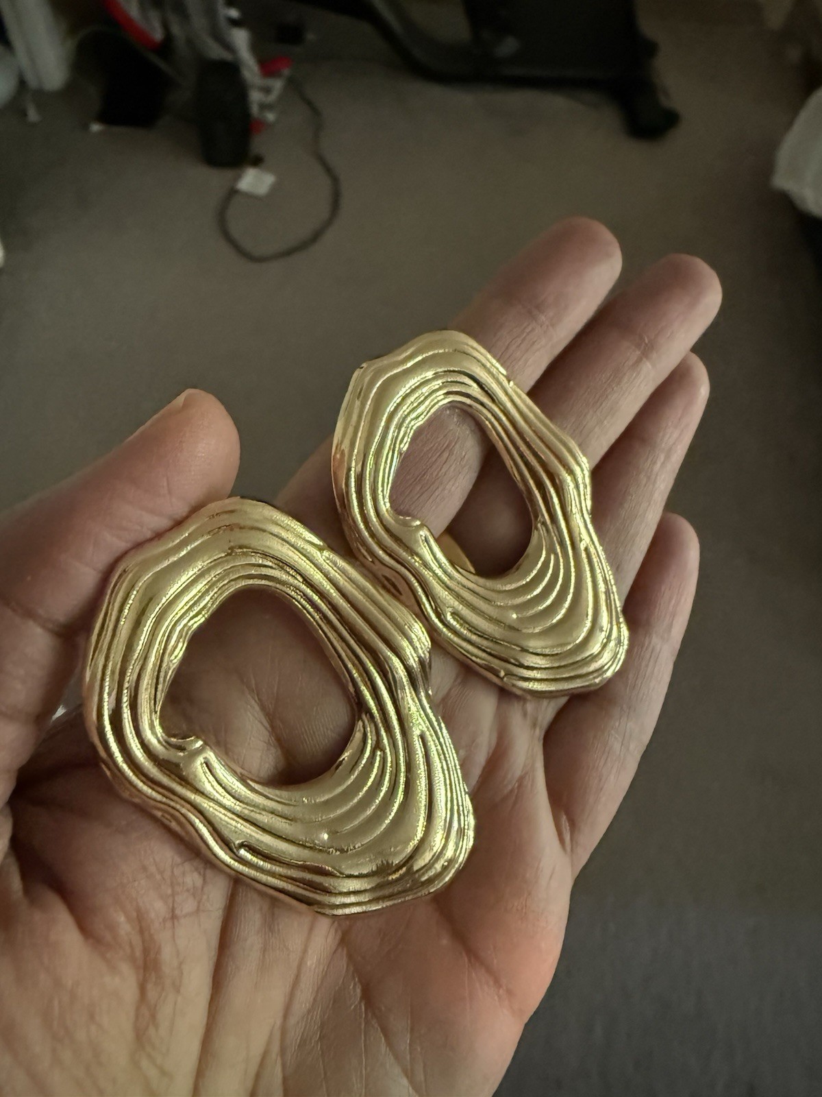 Large gold studs earrings vintage style metal chunky statement big