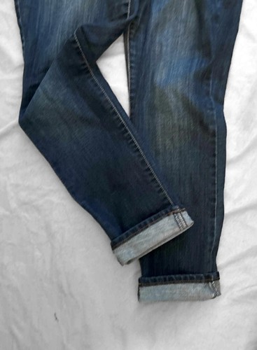 Old Navy Sweetheart Jeans Reg Size 6 Short Inseam 26.5" Cuffed Cotton Blend - Picture 3 of 6