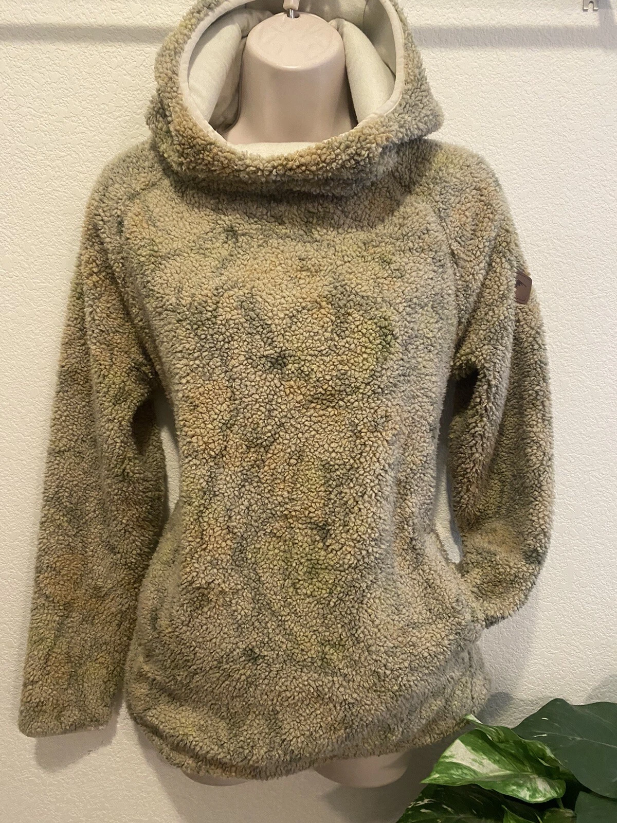 burton durable goods pull over fleece chunky thick warm hoodie