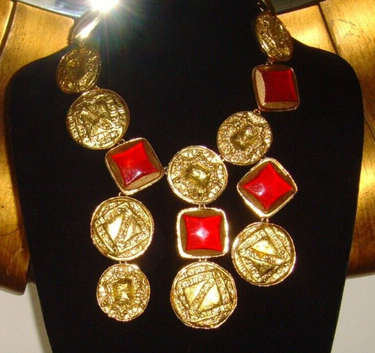 Kenneth J Lane (KJL) Statement Bib Necklace Gold-… - image 4