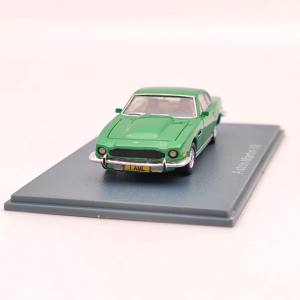 NEO SCALE MODELS 1/87 Aston Martin V8 Resin Car Limited Collection Green - Immagine 4 di 4