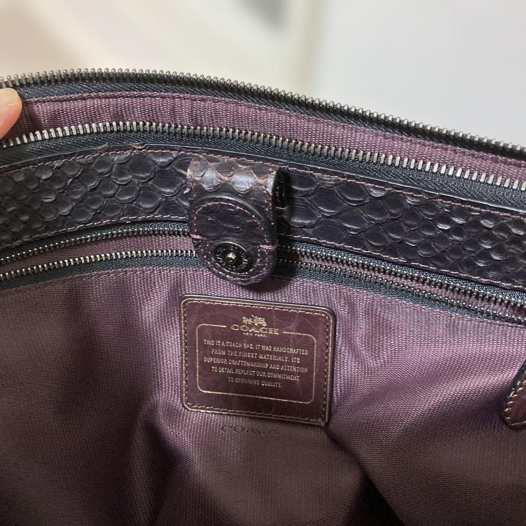 [Rare] COACH Coach Borrow Python Embossed Leather… - image 8