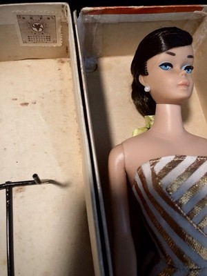 1964 Mattel #850 SWIRL PONYTAIL Brunette(Box,  Swimsuit, Shoes Stand,  Booklet)