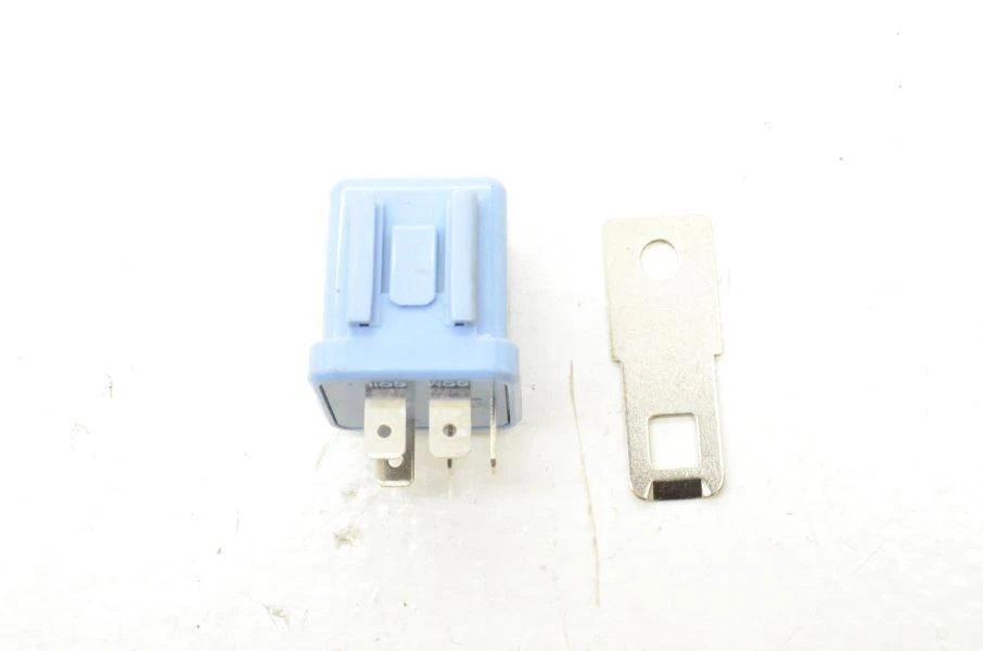 Relé Datsun 280ZX S130 1982-1983 2+2 8-94429-947-0 Foto 2 de 4