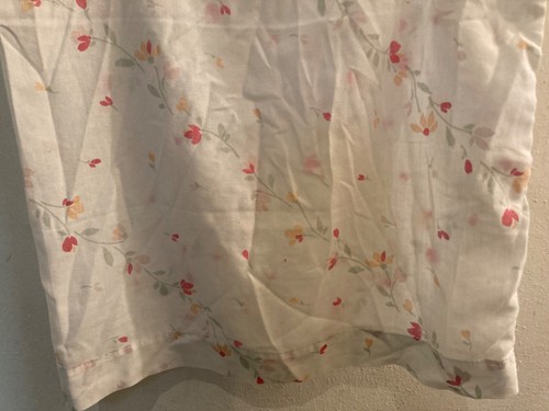 Spring Flowers Solid White Linen Pillow Case, Vintage, 19.75 x 28 in - Picture 6 of 8