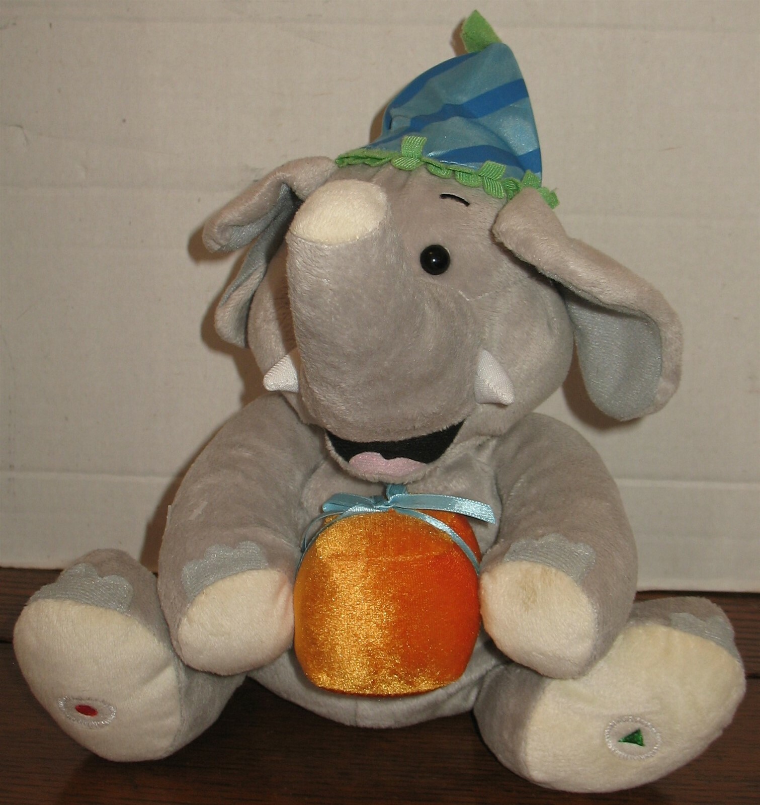 happy birthday singing stuffed animals