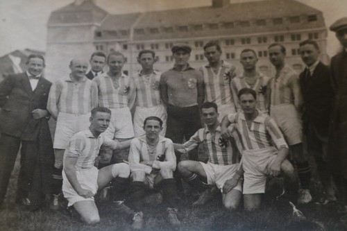 sechs tolle alte Fotos - Fussballmannschaft - München 1860 ???? Löwe - 20-30er - Picture 5 of 10