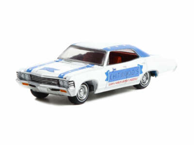 1967 Chevrolet Impala Sport Sedan Diecast 1:64 Scale Model