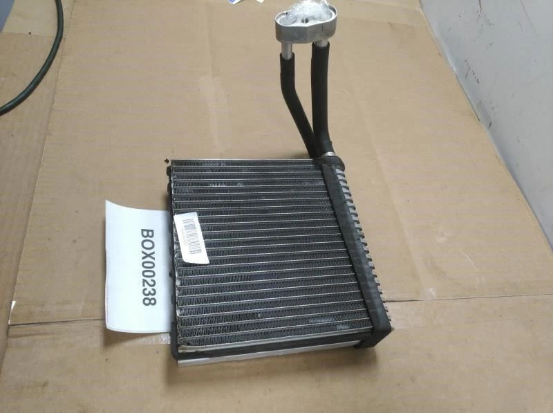 Volvo S40 2006 núcleo de evaporador de aire acondicionado compatible con Volvo serie 70 06-13 OEM+ Foto 3 de 4