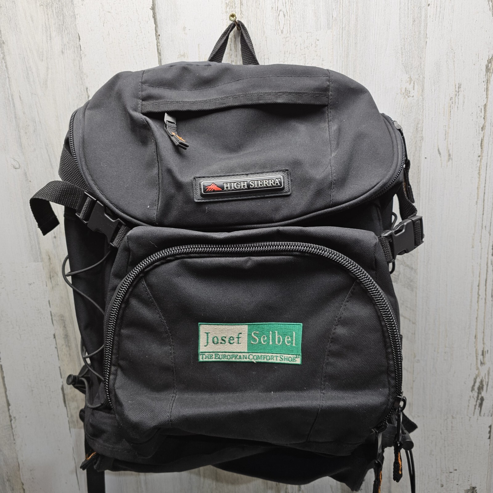 High Sierra & Shield Logo Patch Backpack Bungee I… - image 1