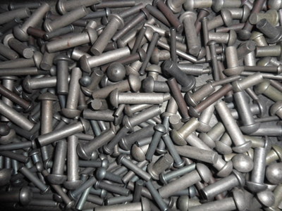 Sortiert, Becherkopf, massiv, Stahlnieten, 1/8'', 5/32'', 3/16'', 1/4'' & 5/16''.