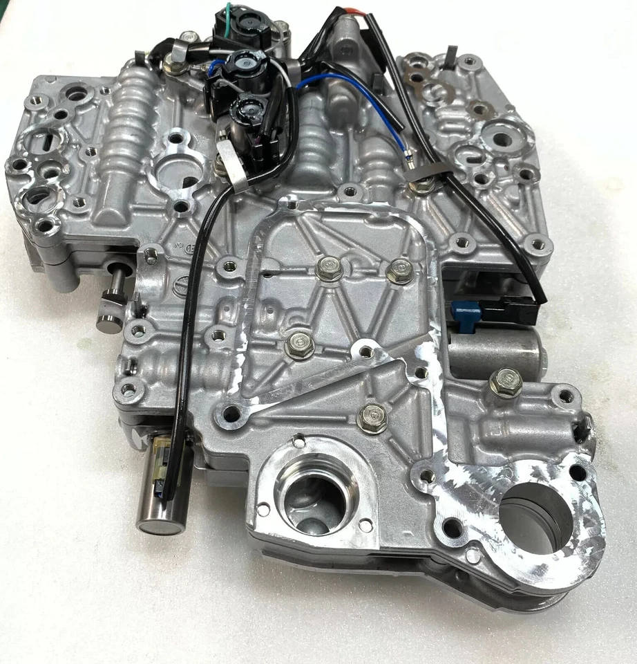 Cuerpo de válvula TR690 GENERACIÓN 1 TR690E compatible con SUBARU LINEARTRONIC Foto 2 de 3