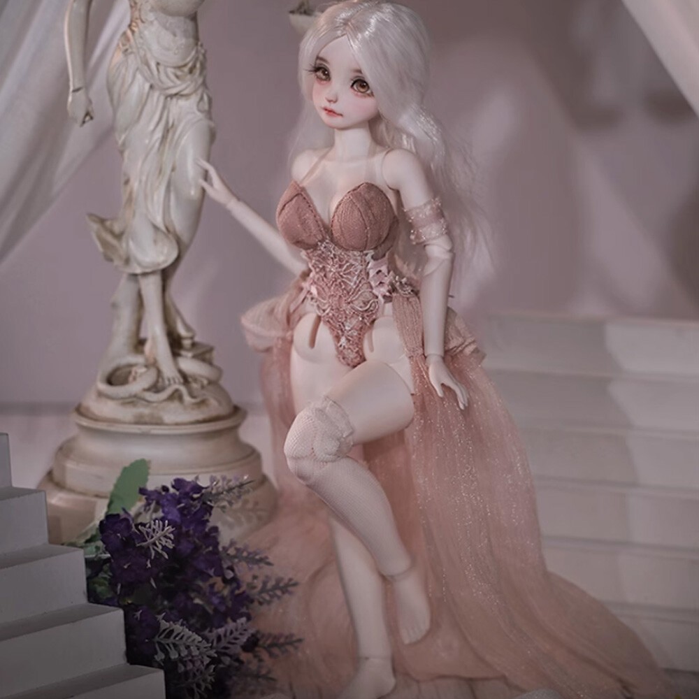 1/6 Resin  Girl Full Set Catwalk Dress Face Makeup BJD Doll SD Ball Joint Doll