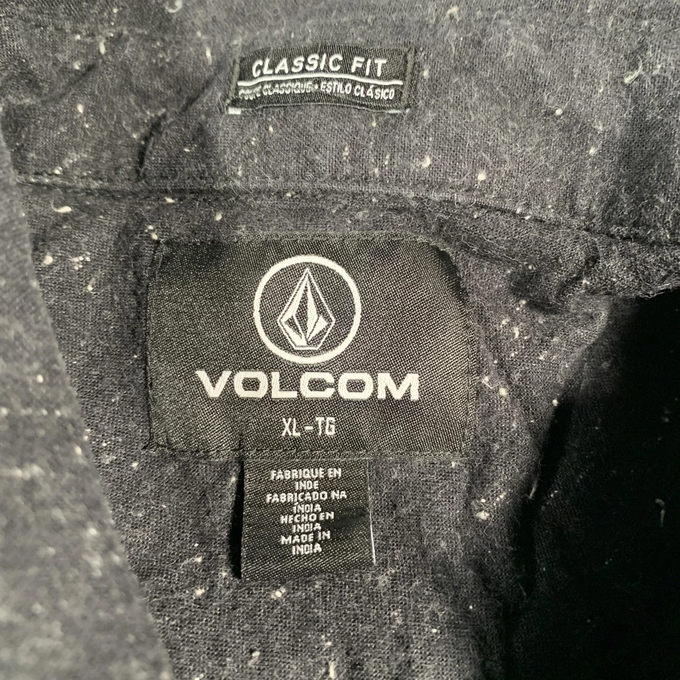Volcom Shirt Mens XL Black Short Sleeve Classic Fit Button Up Cotton Lightweight - Image 4 of 4