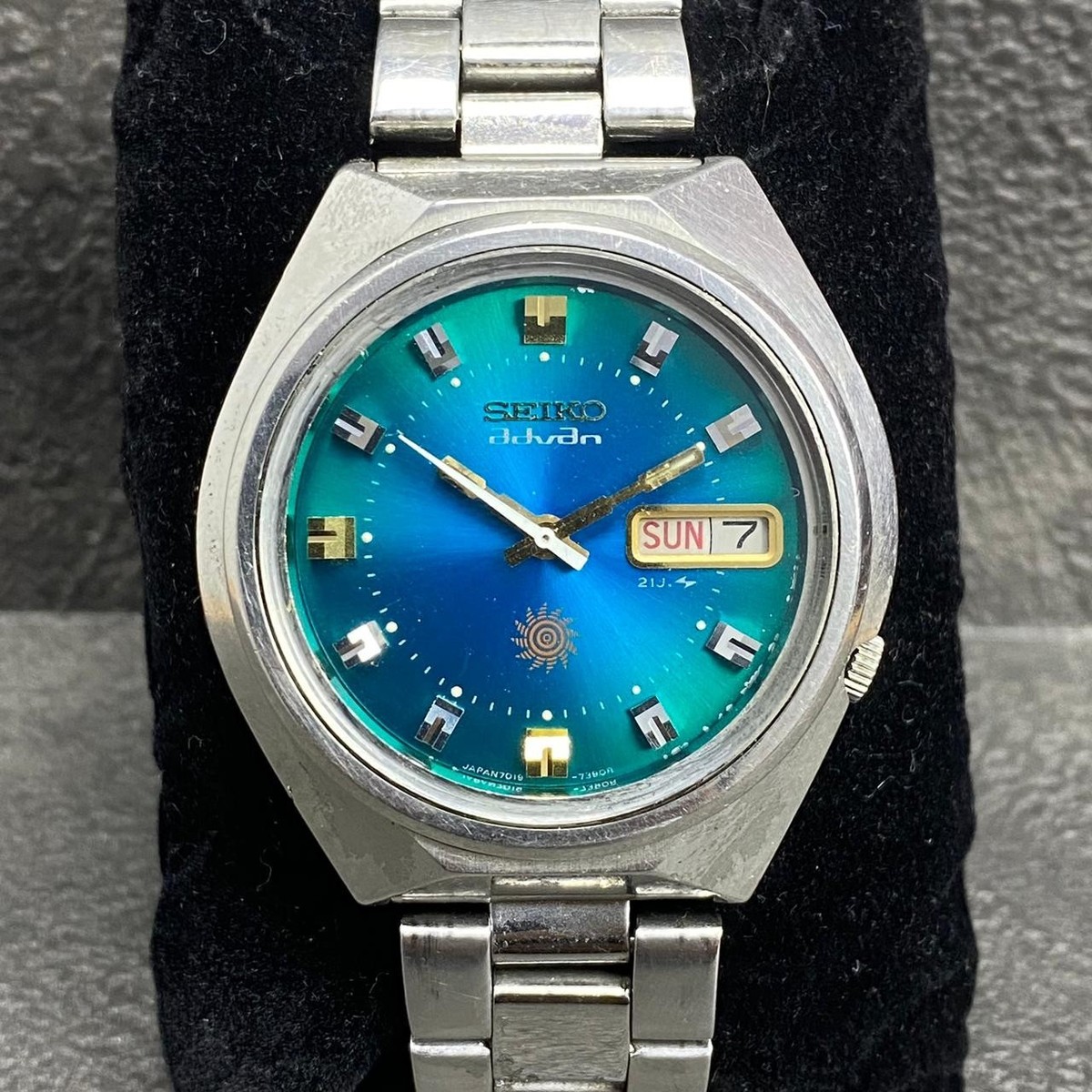 SEIKO advan セイコー アドバン 自動巻き 7019-7290 稼働品 Rare SEIKO Advan Automatic 7019-7290 Blue Gradation Dial Day Date