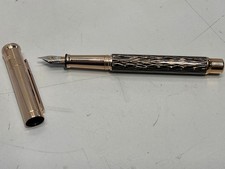Otto Hutt Design 04 Wave Black Rose Gold Fountain Pen
